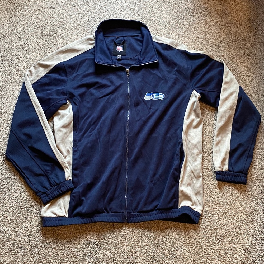 Men’s NFL Seattle Seahawks Football Navy and Beige Windbreaker Jacket size XL